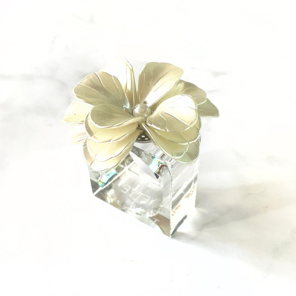 Camellia Napkin Rings (Set of 4)