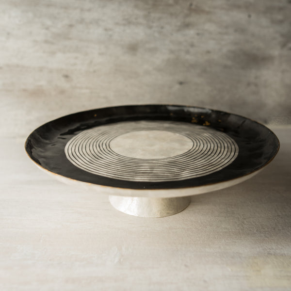 Ebony Shell Cake Stand